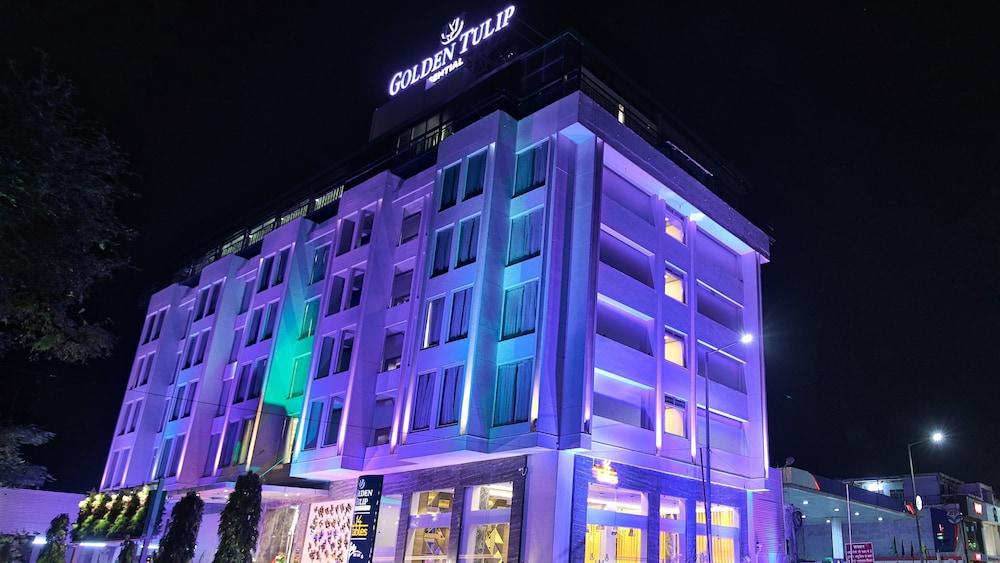 Golden Tulip Essential Jaipur Hotel Kültér fotó