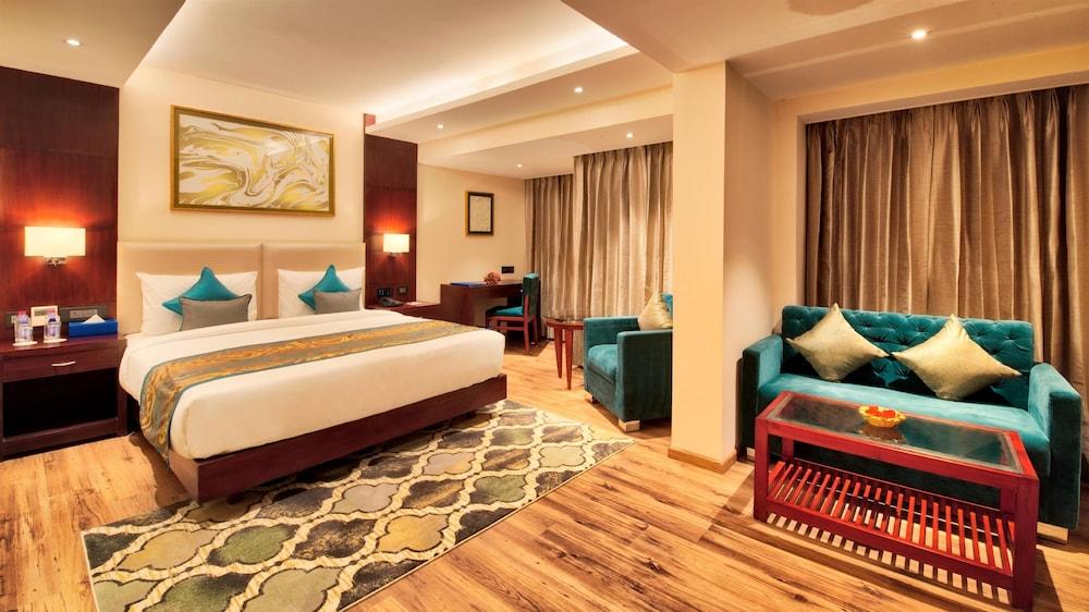 Golden Tulip Essential Jaipur Hotel Kültér fotó