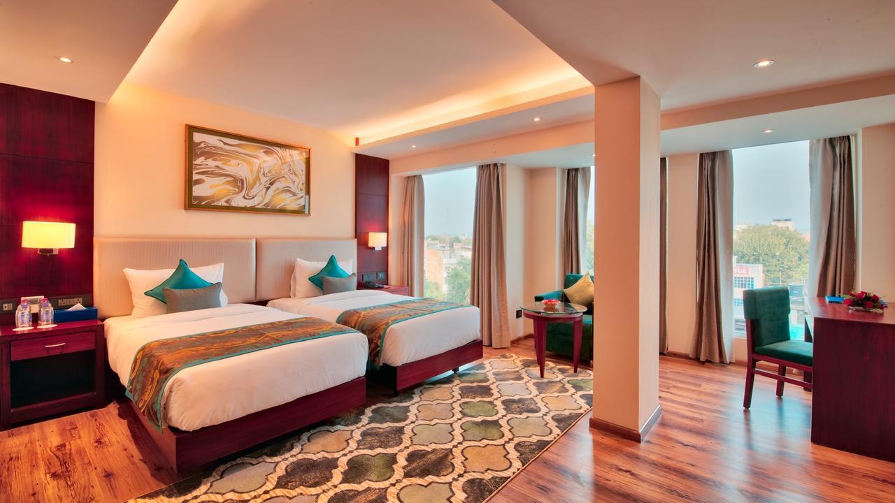 Golden Tulip Essential Jaipur Hotel Kültér fotó