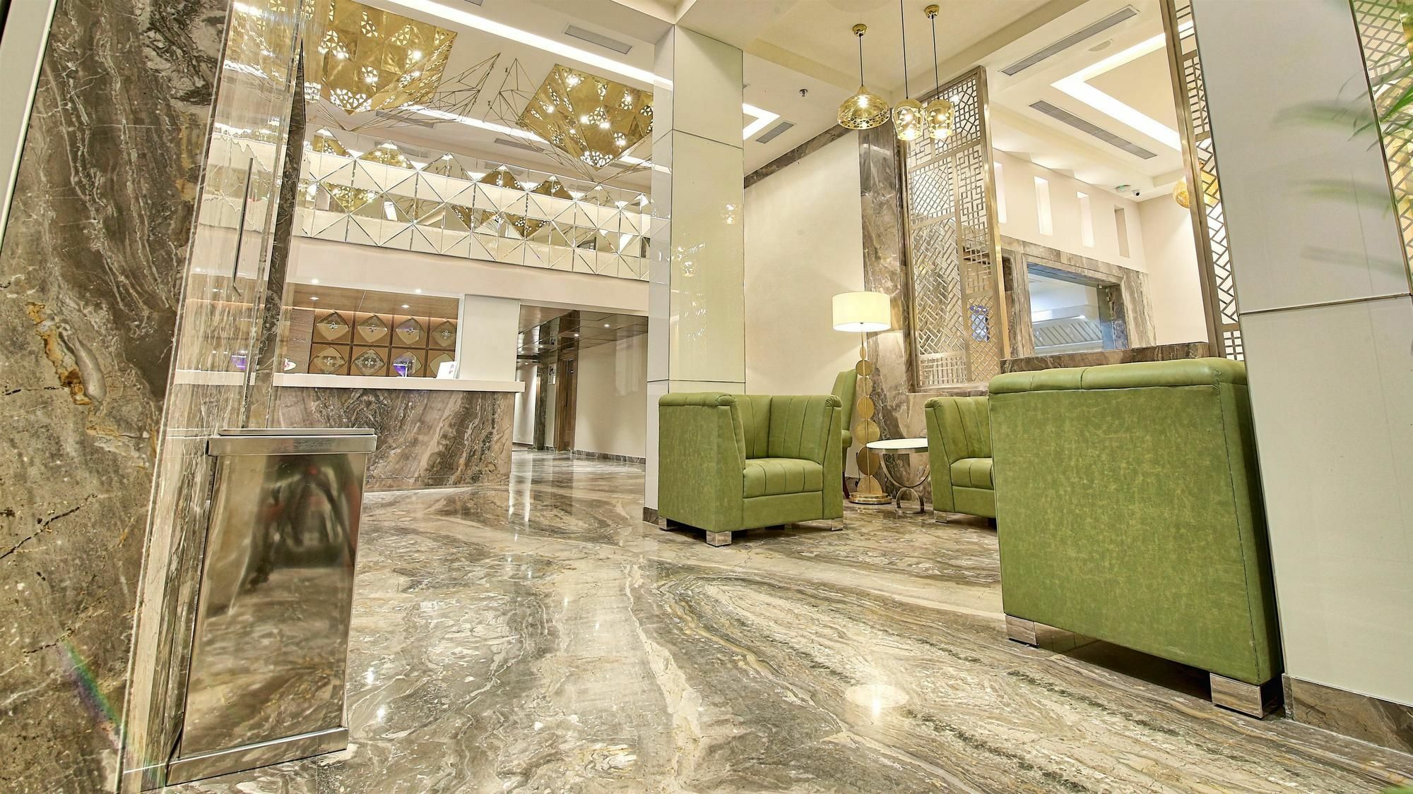 Golden Tulip Essential Jaipur Hotel Kültér fotó