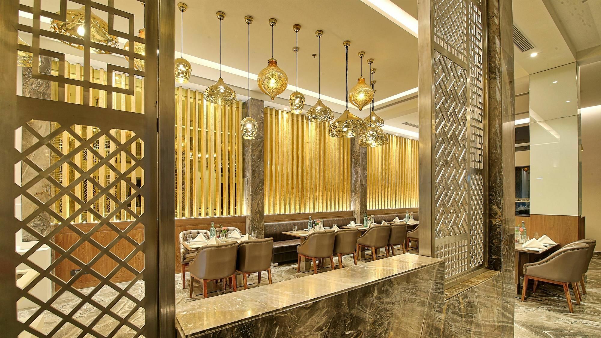 Golden Tulip Essential Jaipur Hotel Kültér fotó